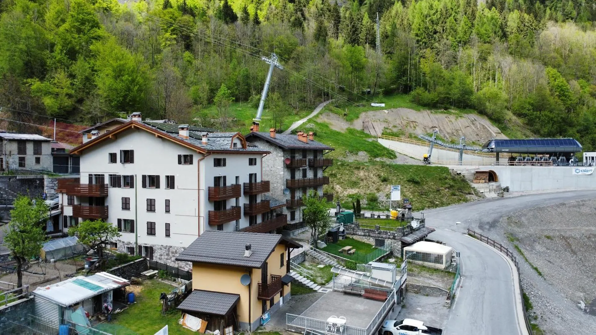 Colere Ski E Trekking 714 E 715 Italy